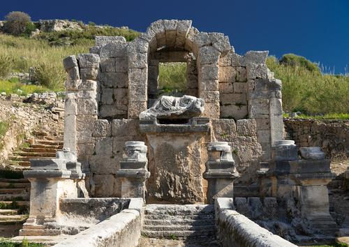 20230406_0160s_perge2_Nymphaeum.jpg