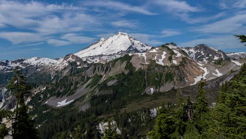 mt-baker-view-01-small2.jpg