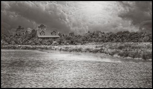 5-18-23 - Ocracoke House.jpg