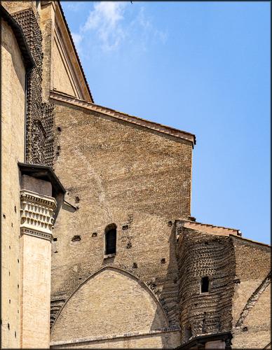 Brickwork Bologna 1.jpg