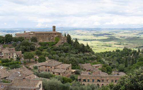 Montalcino Chiesa di San Francesco.jpg